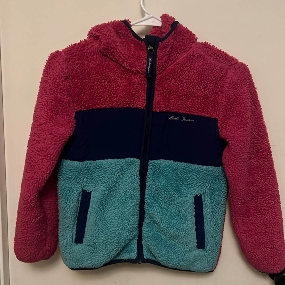 Eddie Bauer kids Girls size 7/8 sweater with hood.